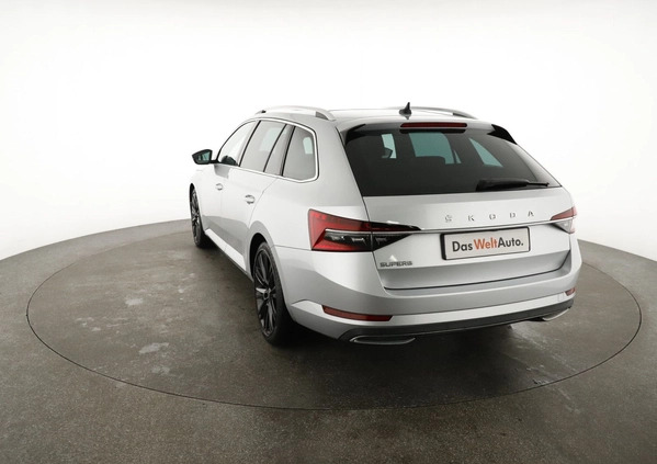 Skoda Superb cena 124945 przebieg: 113857, rok produkcji 2020 z Bierutów małe 596